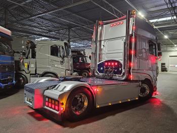 XF 530 SUPERSPACECAB / RETARDER / HYDRAULIC / FULL AIR